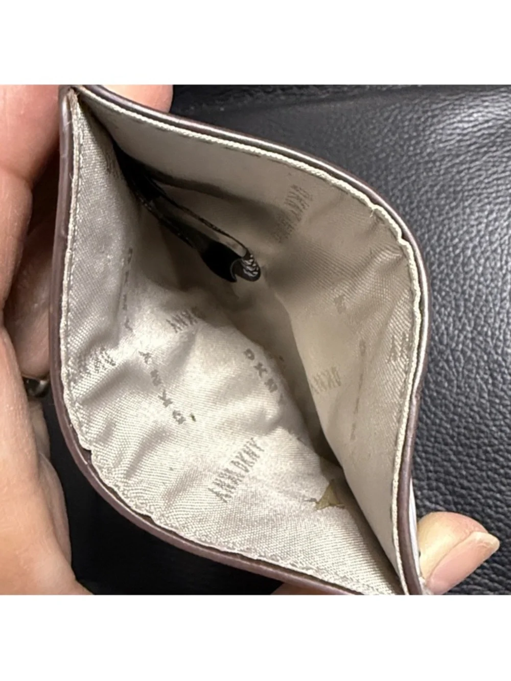 DKNY White Leather Slim Card Sleeve